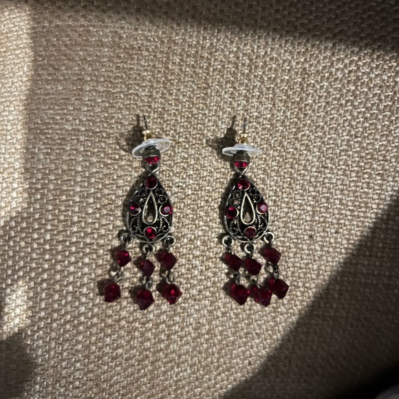 2 for $7Earrings - Picture 1 of 4